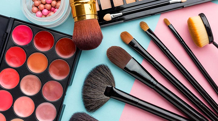 Buying Makeup Online: 6 Makeup Shopping Tips  Voucherix