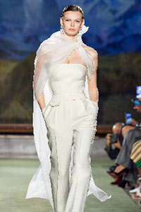 2020-2021-winter-fashion-trends-white