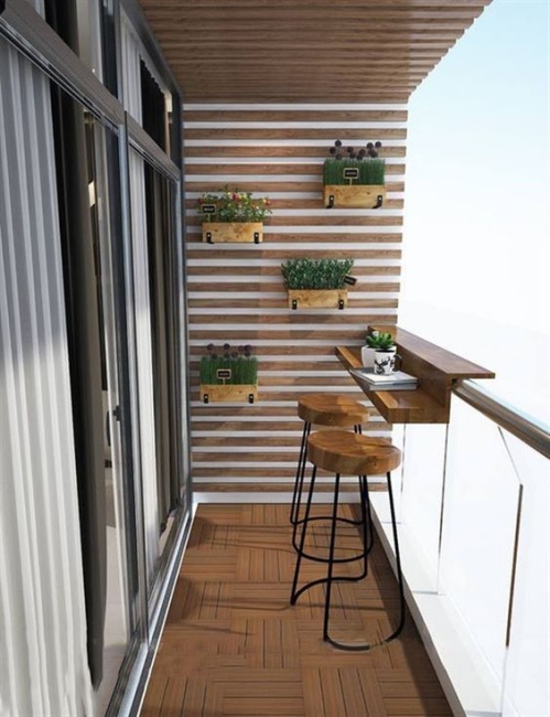 how to maximize small balconies 17