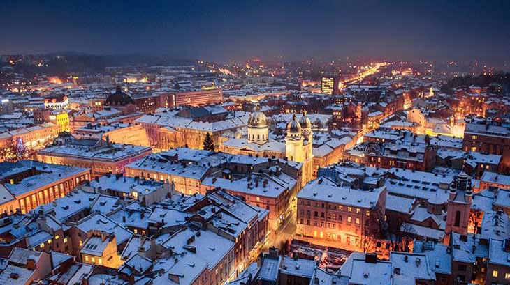 fairytale-winter-destinations-lviv-ukraine