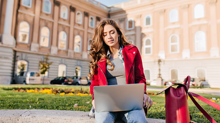 budget-laptops-featured-img