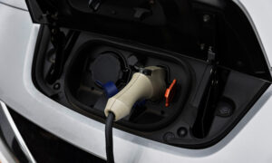 electric-vehicle-battery-sep23-featured-img
