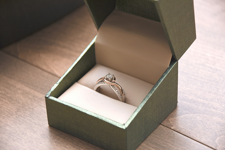 engagement-ring-feb24-featured-img