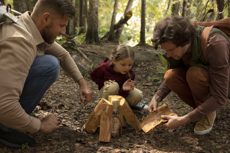 Camping with Children apr25 v-1