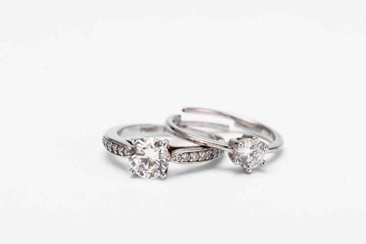 Engagement Rings may25 v-1-4