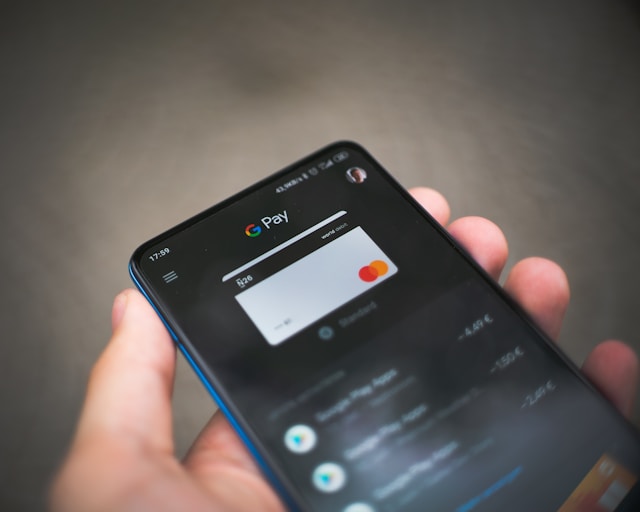 Contactless Payments sep25 v-1
